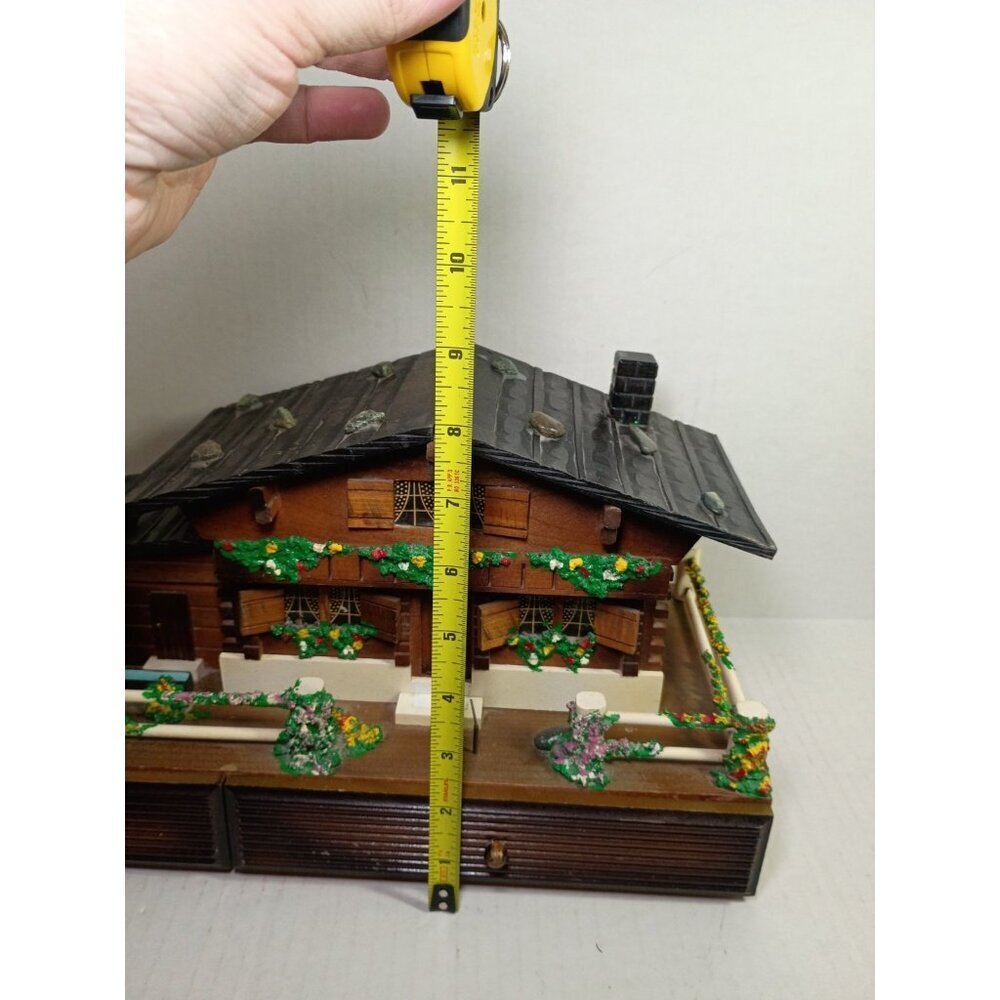 Vintage 60s Wind Up Black Forest Cottage Look Music Box Japan MCM - Picture 6 of 11